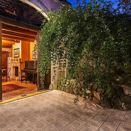 Bed & Breakfast Maria Affittacamere 3*